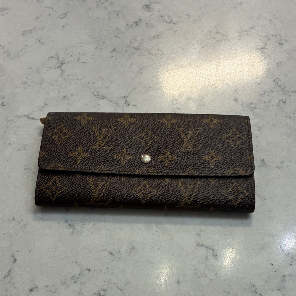 Louis Vuitton Brown Monogram Sarah Wallet